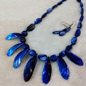 Vintage Hawaiian Shell neck piece & earrings